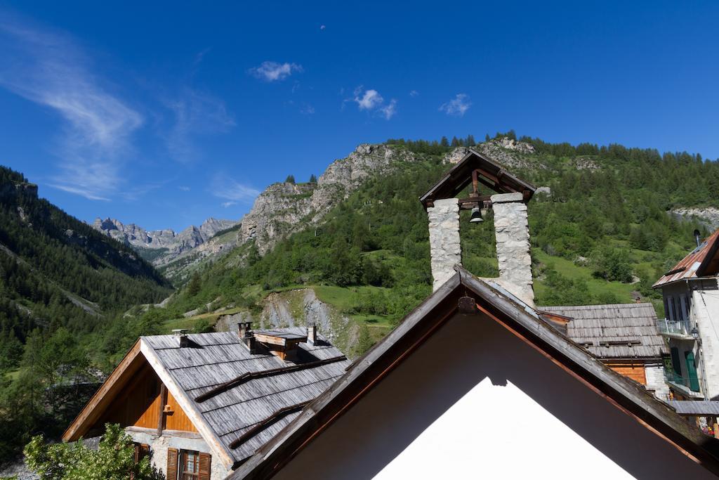 La Petite Etoile D'Hotes En Mercantour Saint-Dalmas-le-Selvage Exterior foto
