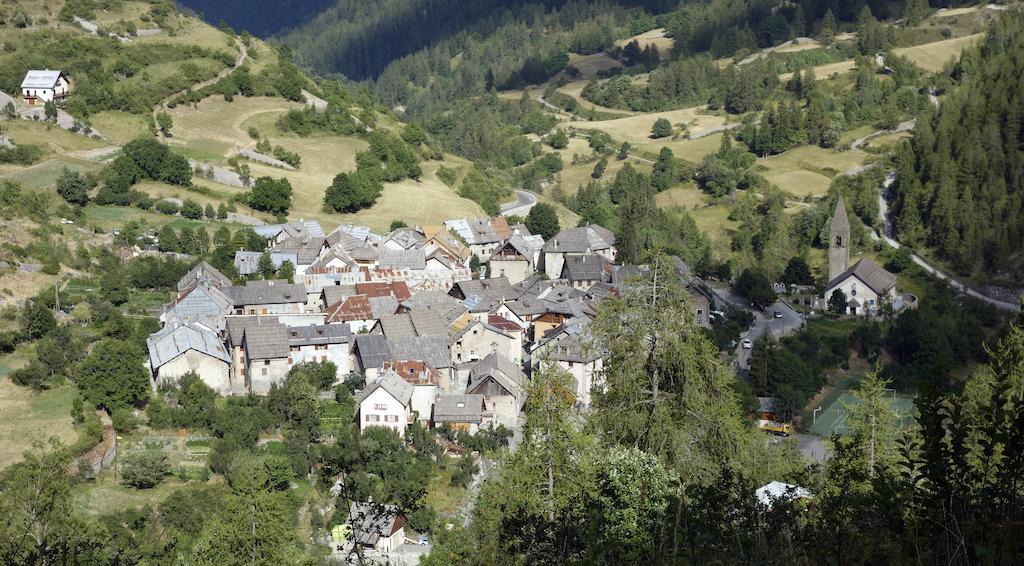 La Petite Etoile D'Hotes En Mercantour Saint-Dalmas-le-Selvage Exterior foto