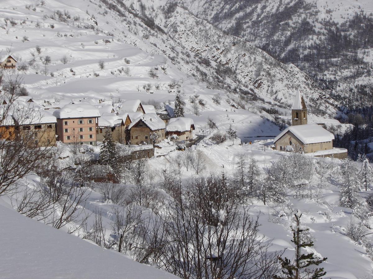La Petite Etoile D'Hotes En Mercantour Saint-Dalmas-le-Selvage Exterior foto